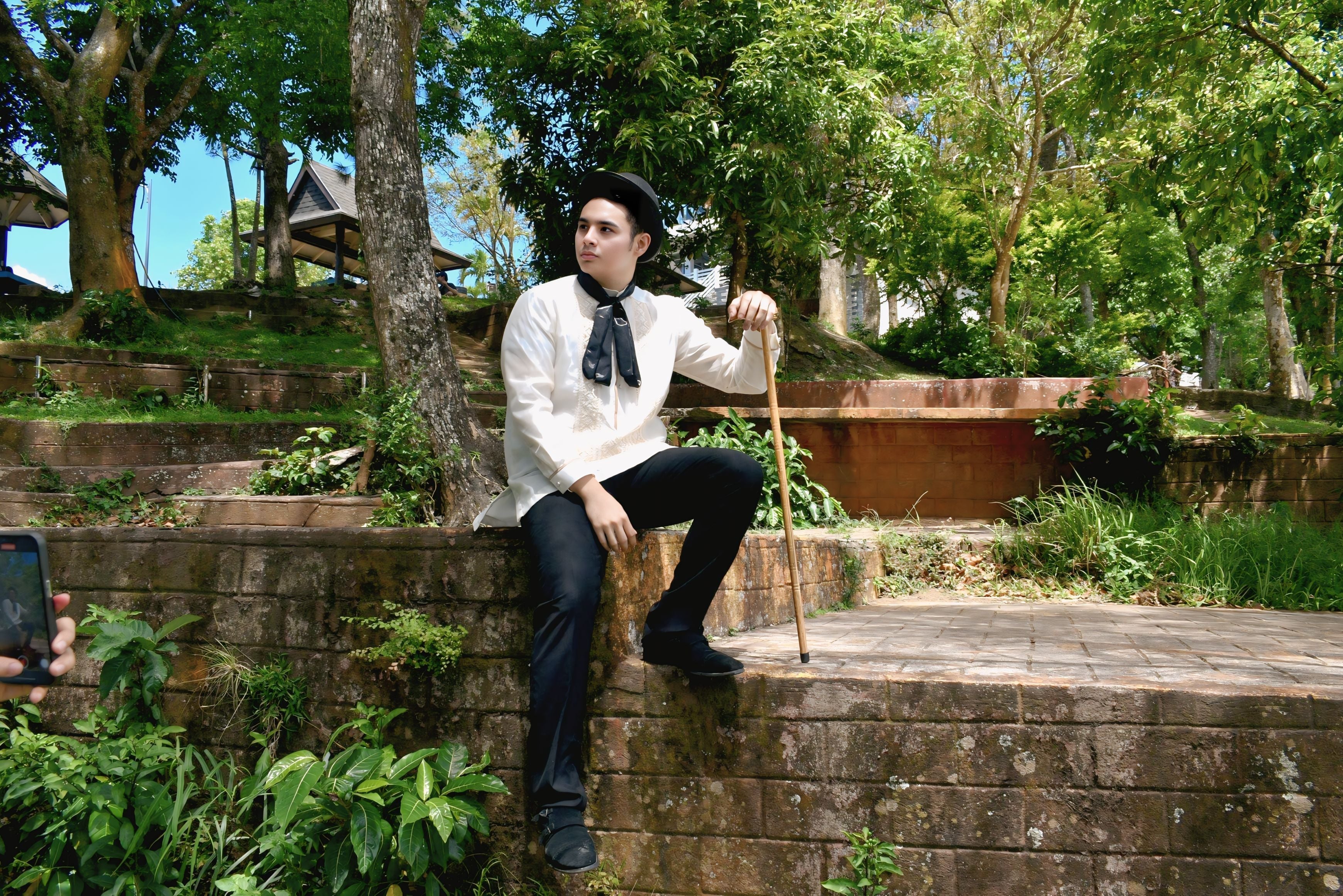 Barong Tagalog Outfit Ideas for Graduation Season